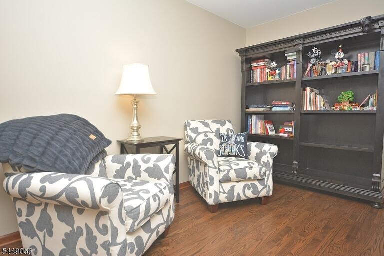 Property listing MLS 4045504 photo 5
