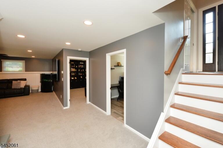 Property listing MLS 4045511 photo 26