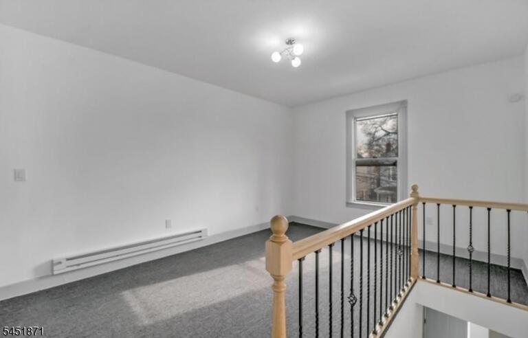 Property listing MLS 4045548 photo 5
