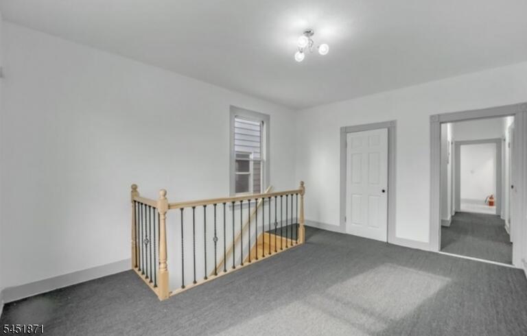 Property listing MLS 4045548 photo 6