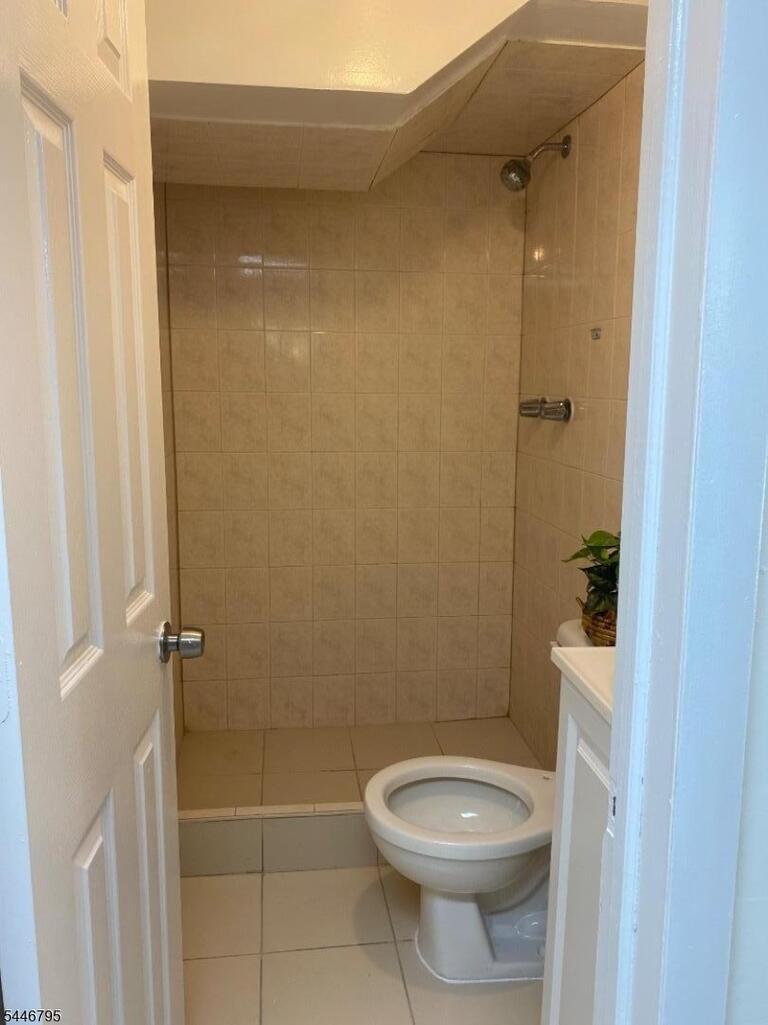 Property listing MLS 4045583 photo 34
