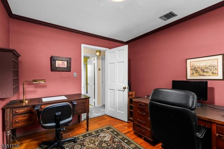 Property listing MLS 4045589 photo 27