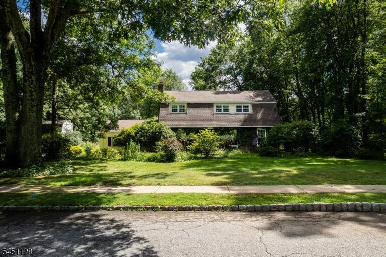 Property listing MLS 4045589 photo 4