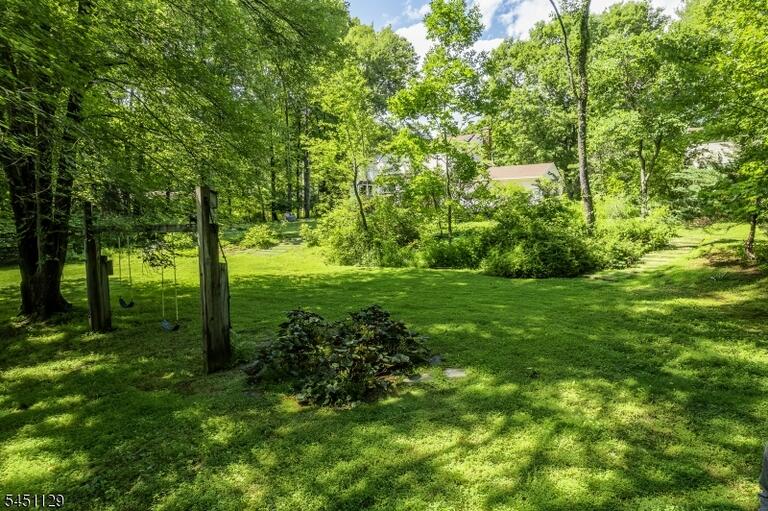 Property listing MLS 4045589 photo 41
