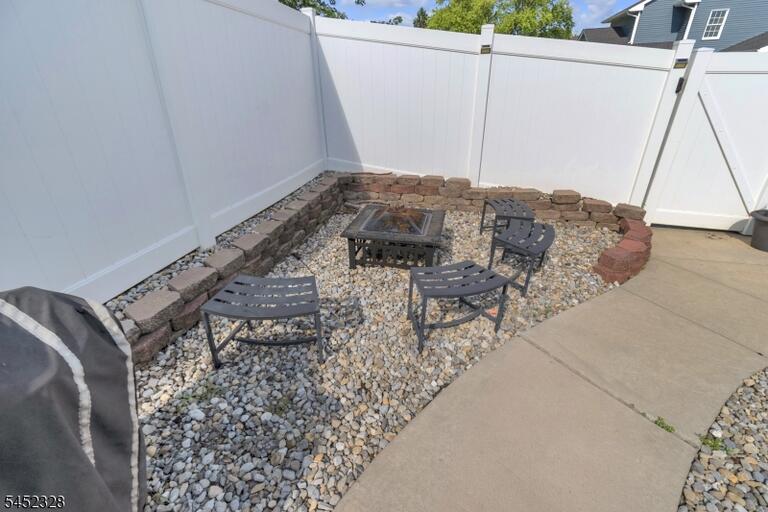 Property listing MLS 4045626 photo 30