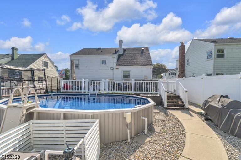 Property listing MLS 4045626 photo 33