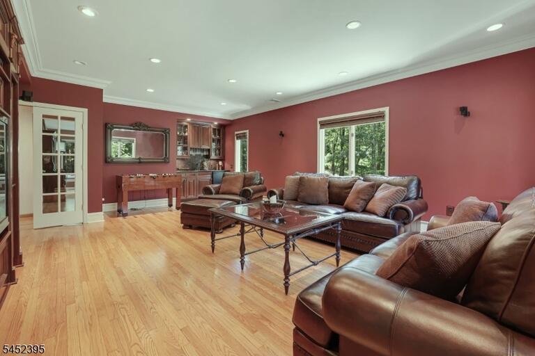 Property listing MLS 4045643 photo 21