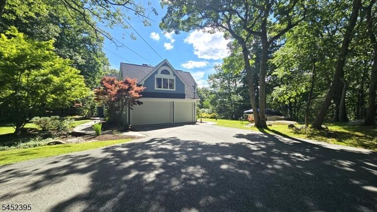 Property listing MLS 4045643 photo 44