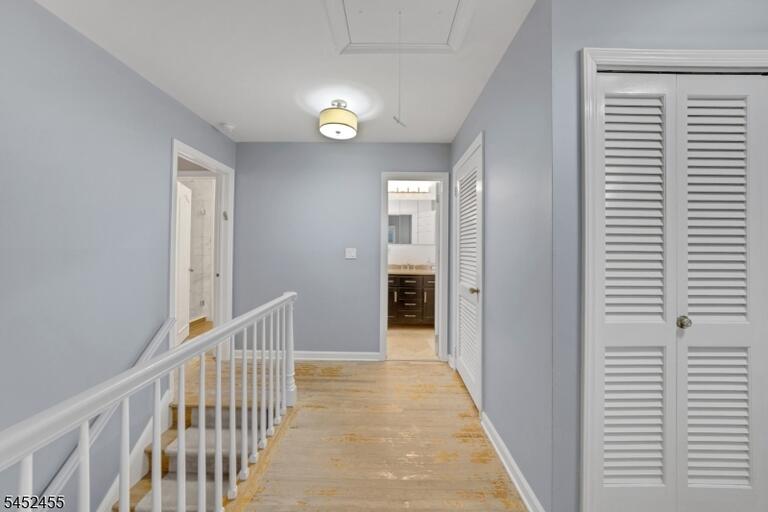Property listing MLS 4045701 photo 17