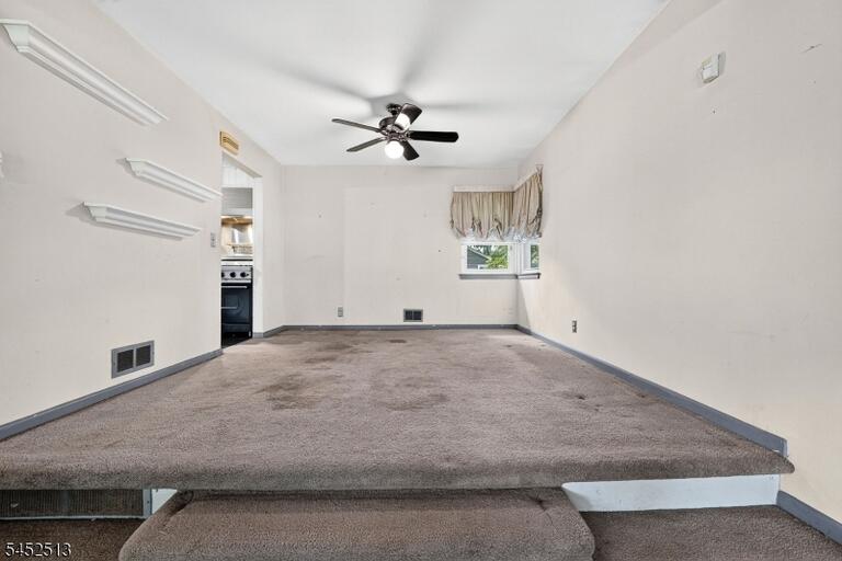 Property listing MLS 4045762 photo 5