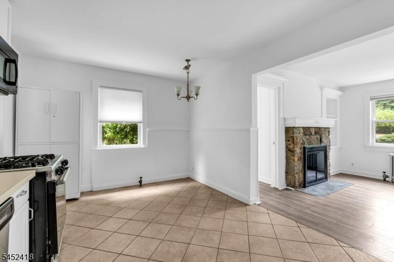 Property listing MLS 4045767 photo 32