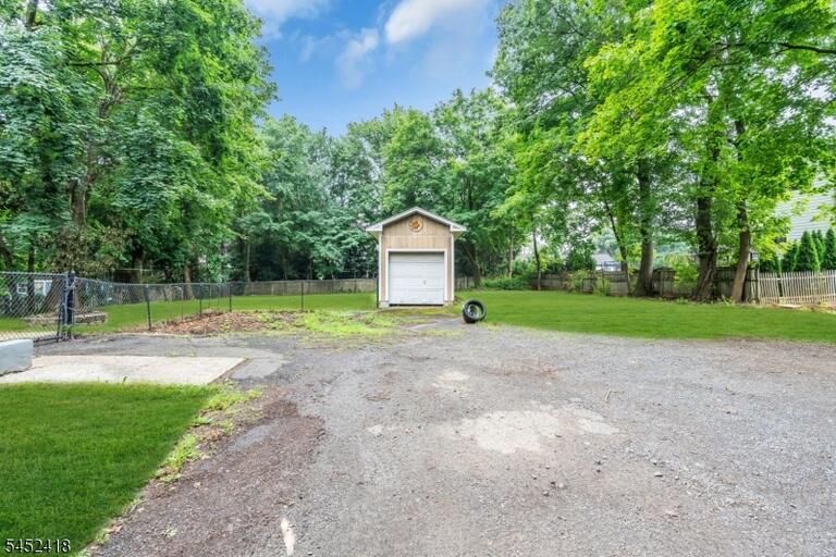 Property listing MLS 4045767 photo 34