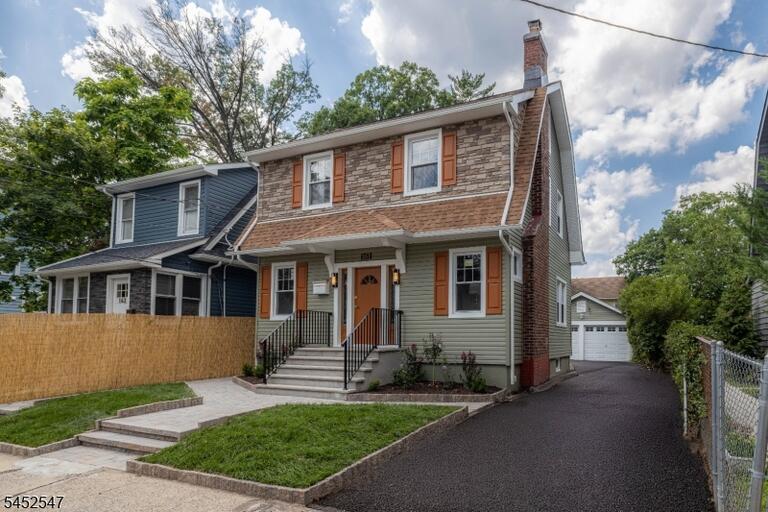 Property listing MLS 4045784 photo 1