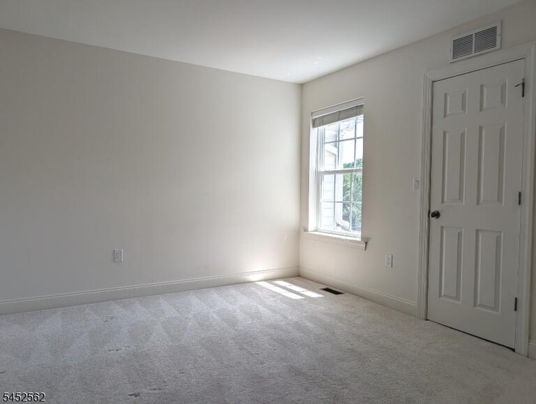 Property listing MLS 4045790 photo 9