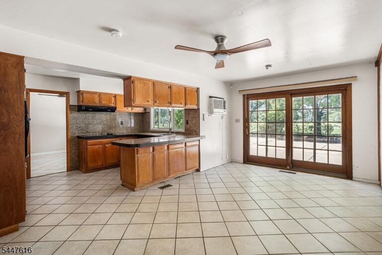 Property listing MLS 4045809 photo 11