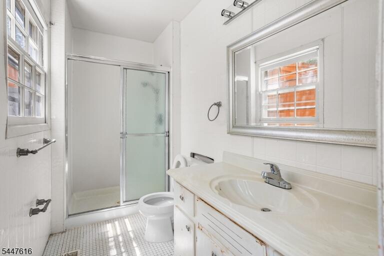 Property listing MLS 4045809 photo 24