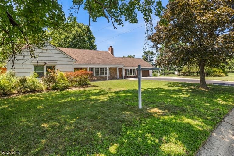 Property listing MLS 4045809 photo 3