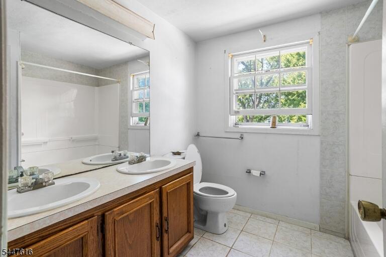 Property listing MLS 4045809 photo 30