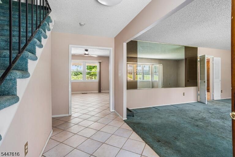 Property listing MLS 4045809 photo 4