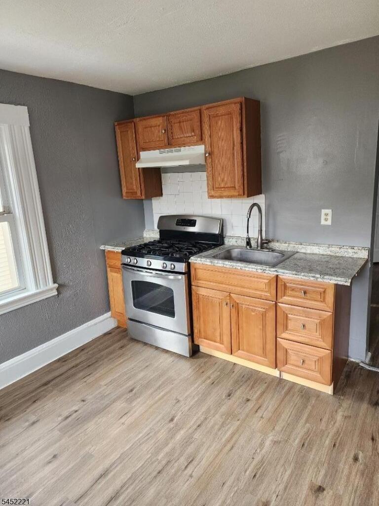 Property listing MLS 4045886 photo 1