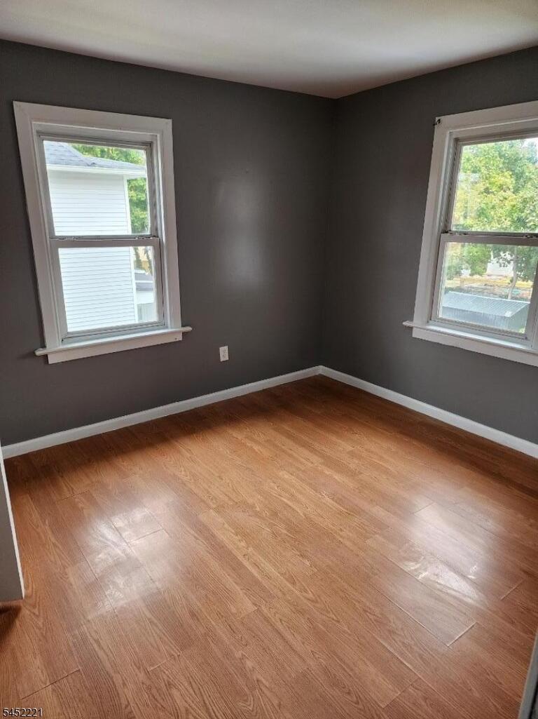 Property listing MLS 4045886 photo 3