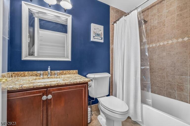 Property listing MLS 4045893 photo 23