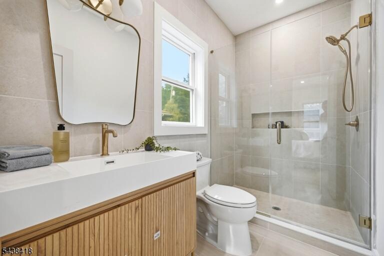 Property listing MLS 4045963 photo 25