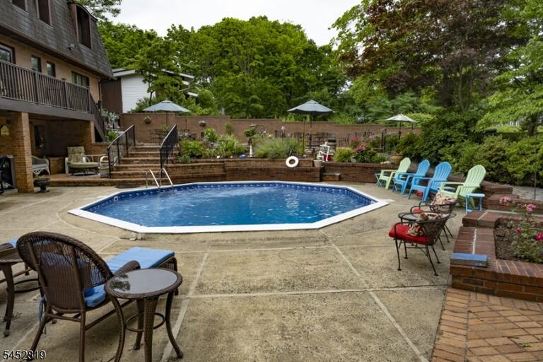 Property listing MLS 4045978 photo 36