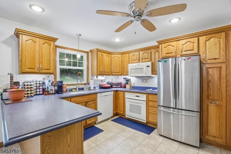 Property listing MLS 4045986 photo 16