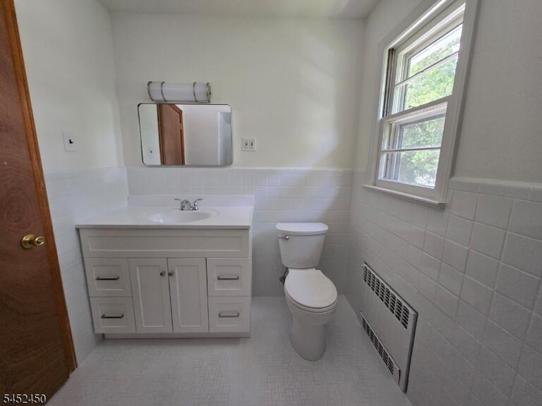 Property listing MLS 4045988 photo 11