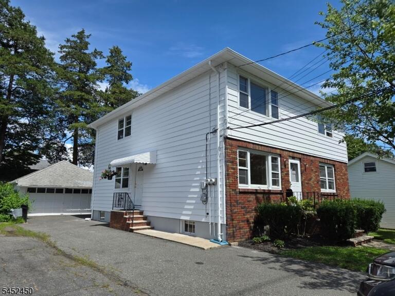 Property listing MLS 4045988 photo 14