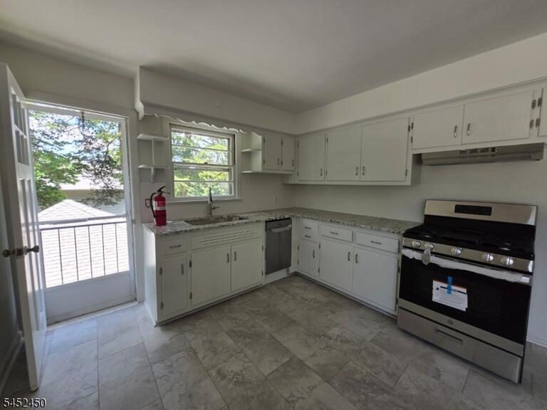 Property listing MLS 4045988 photo 9