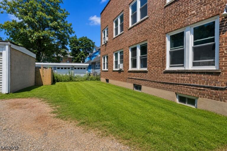 Property listing MLS 4046042 photo 19