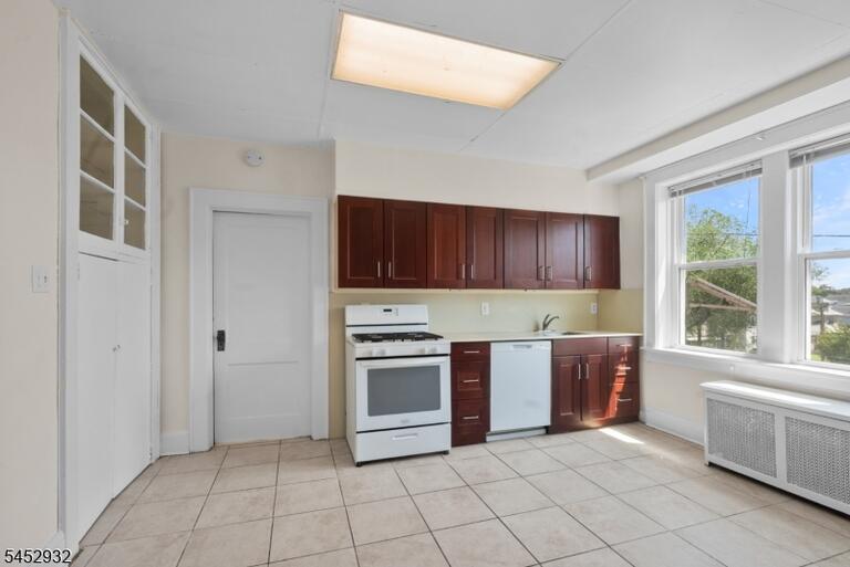 Property listing MLS 4046042 photo 7