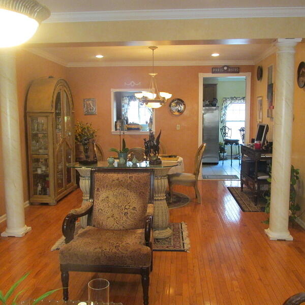 Property listing MLS 4046057 photo 4