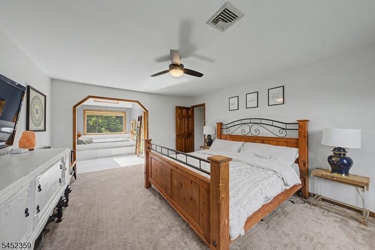 Property listing MLS 4046100 photo 21