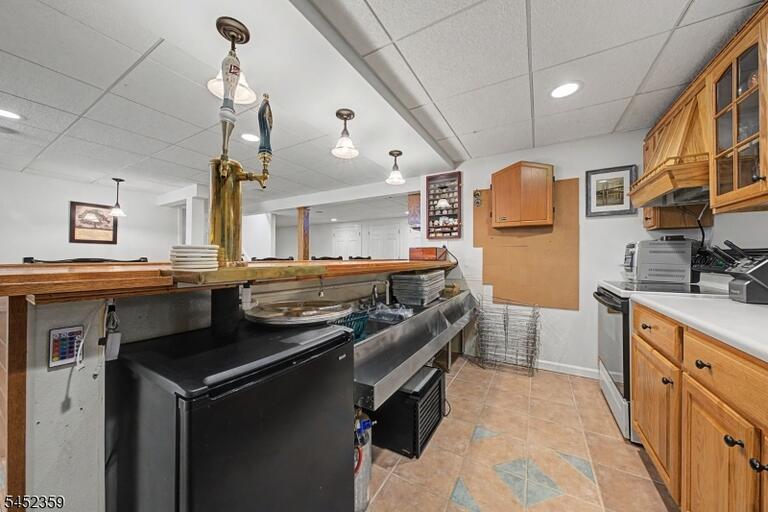 Property listing MLS 4046100 photo 38