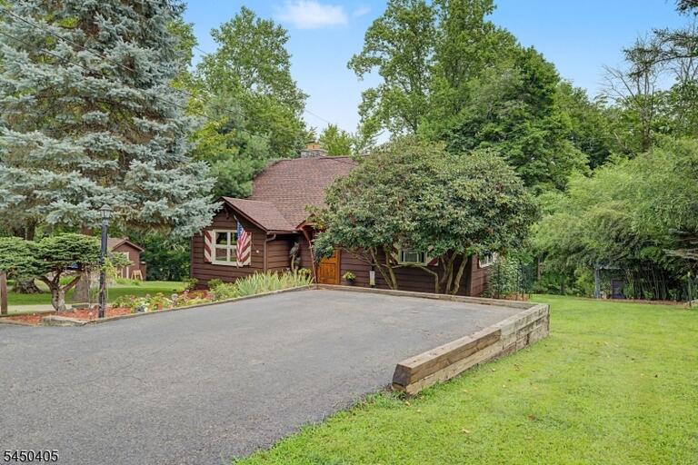 Property listing MLS 4046115 photo 36