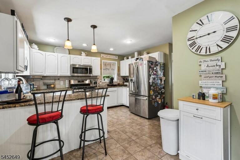 Property listing MLS 4046148 photo 6