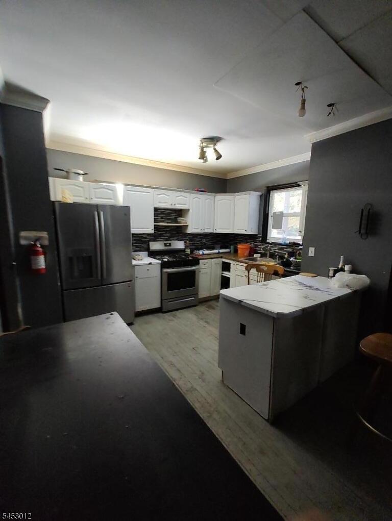 Property listing MLS 4046151 photo 4