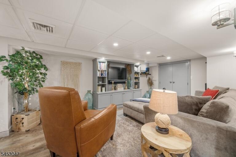 Property listing MLS 4046159 photo 13