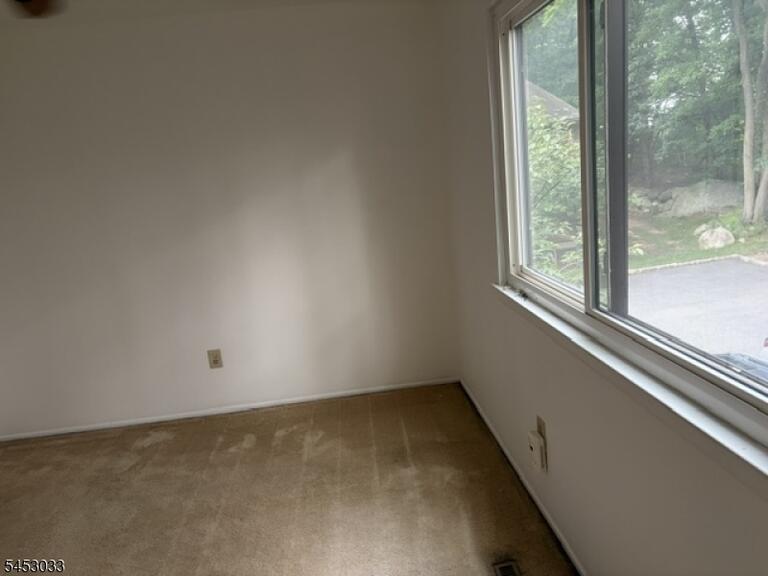 Property listing MLS 4046164 photo 20