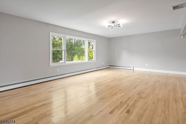 Property listing MLS 4046180 photo 17