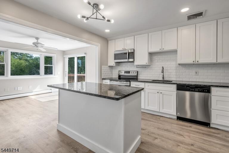 Property listing MLS 4046180 photo 3