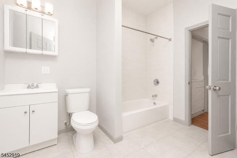 Property listing MLS 4046219 photo 13