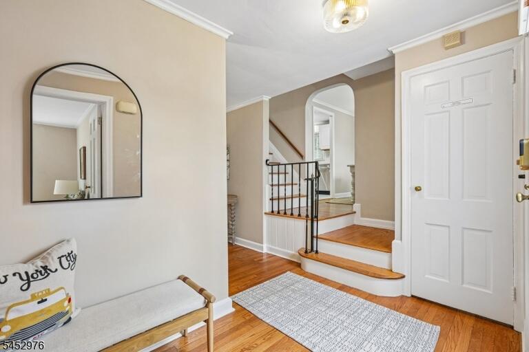 Property listing MLS 4046328 photo 11