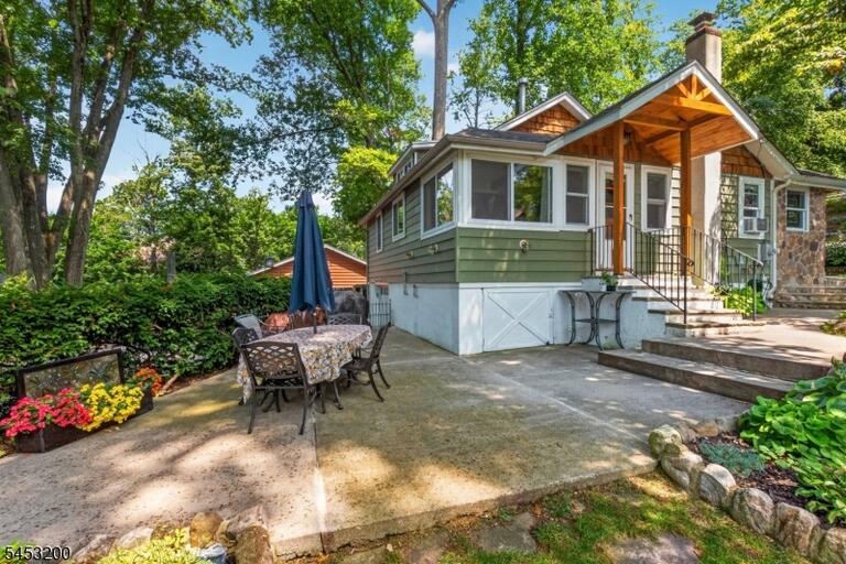 Property listing MLS 4046331 photo 21