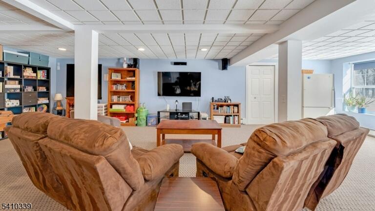 Property listing MLS 4046343 photo 29