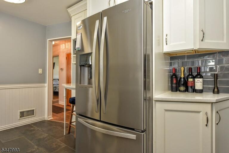 Property listing MLS 4046348 photo 10