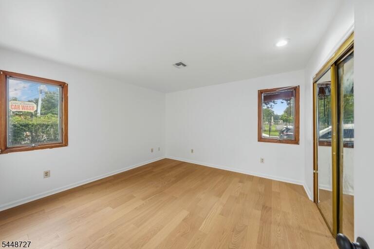 Property listing MLS 4046367 photo 10